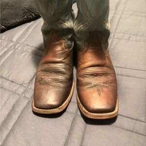 Ariat cowboy boots